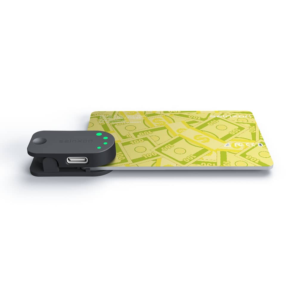 Find-My-Purse-Tracker-for-Seinxon-which-is-Charging